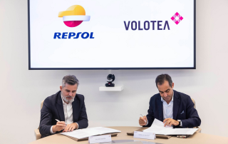 Repsol firma acuerdo con Volotea